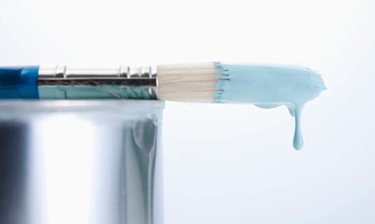 涂料的特性和适用性存在差异